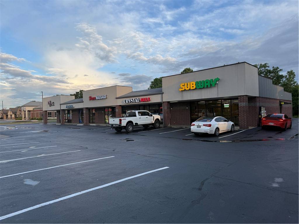 Russellville, AR 72801,2410 E Parkway