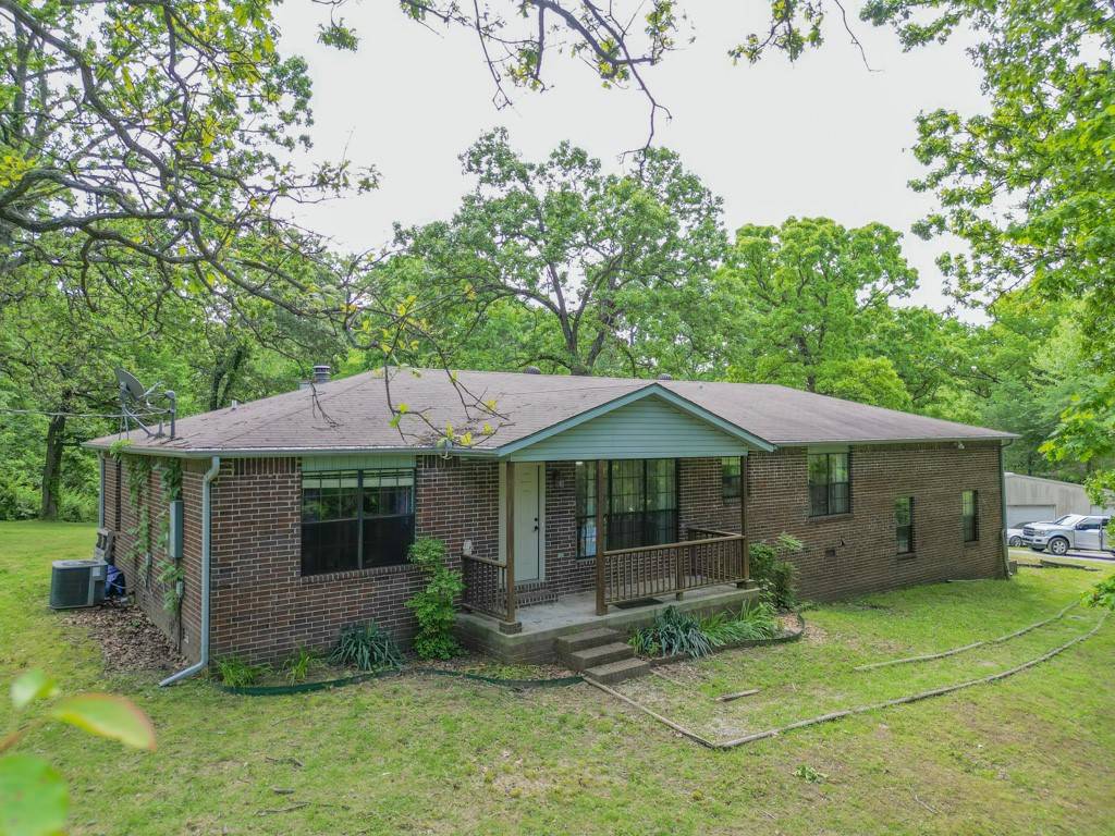 Garfield, AR 72732,12526 Avoca Hollow Rd