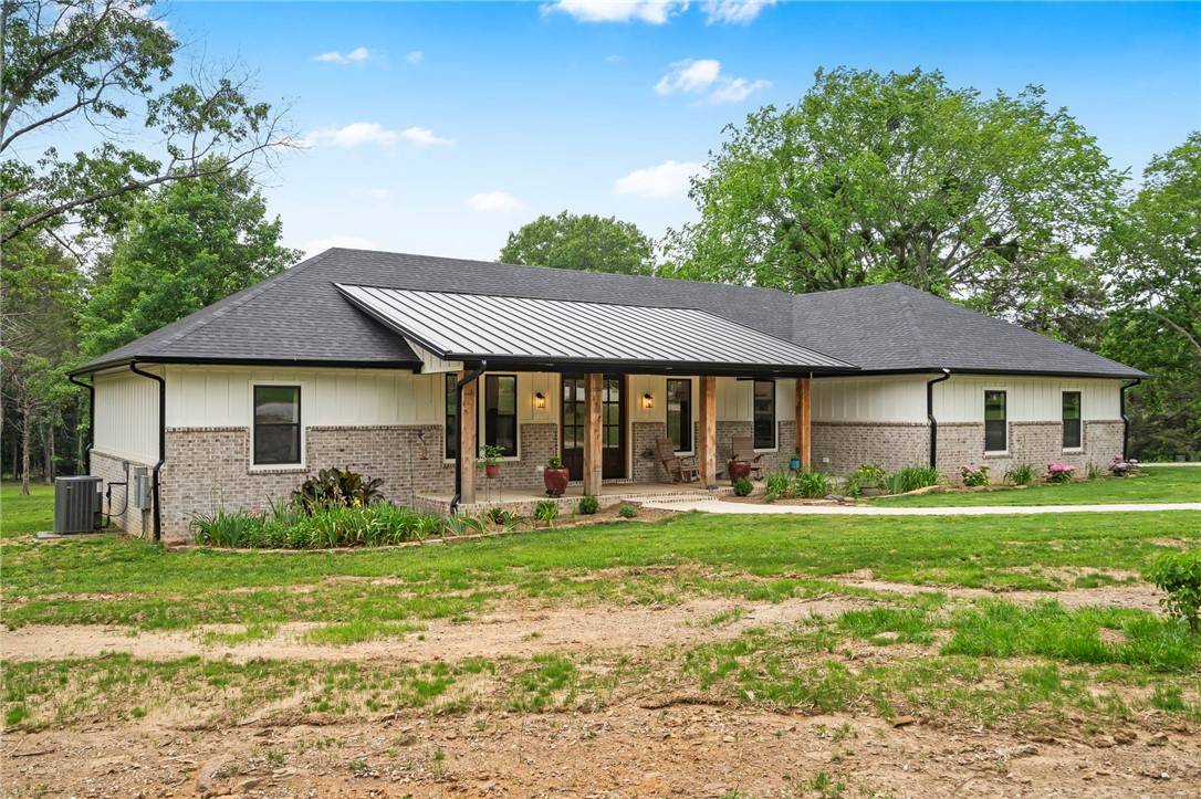 West Fork, AR 72774,12585 Patton Rd