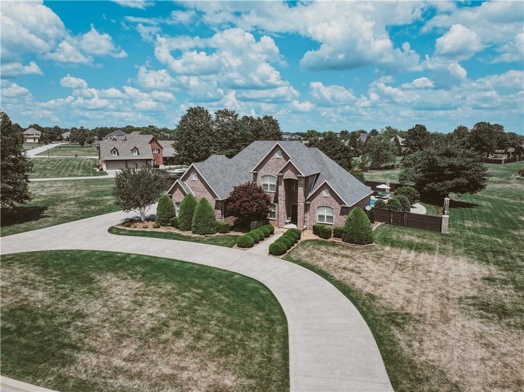 Bentonville, AR 72712,11136 W Stonebriar Dr