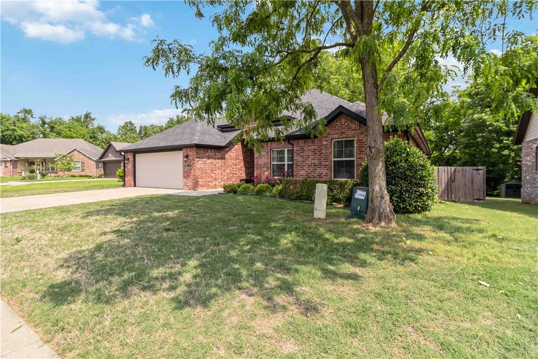 Fayetteville, AR 72701,5168 Harvest Island St