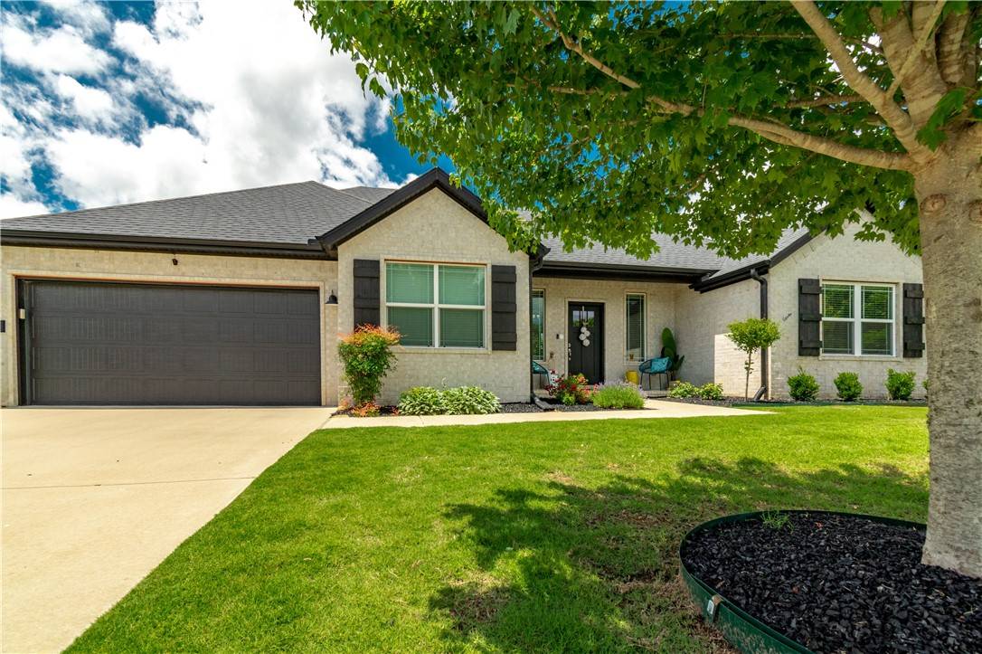 Fayetteville, AR 72701,1571 S Borden St