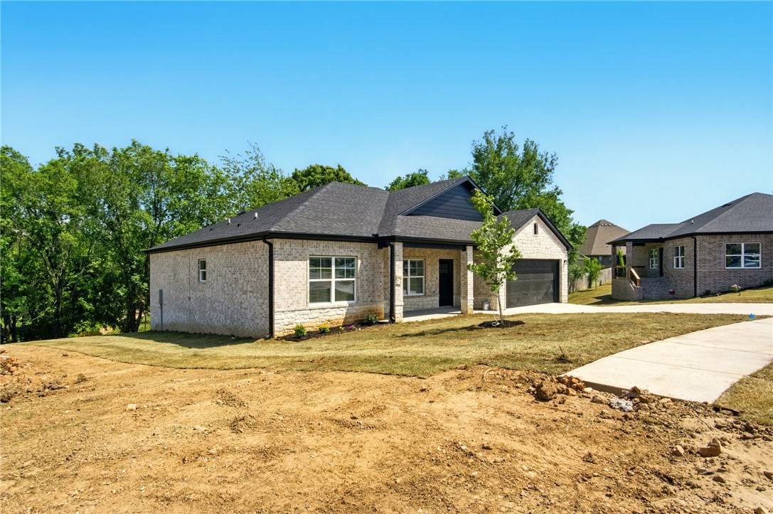 Springdale, AR 72762,4551 Gibson St