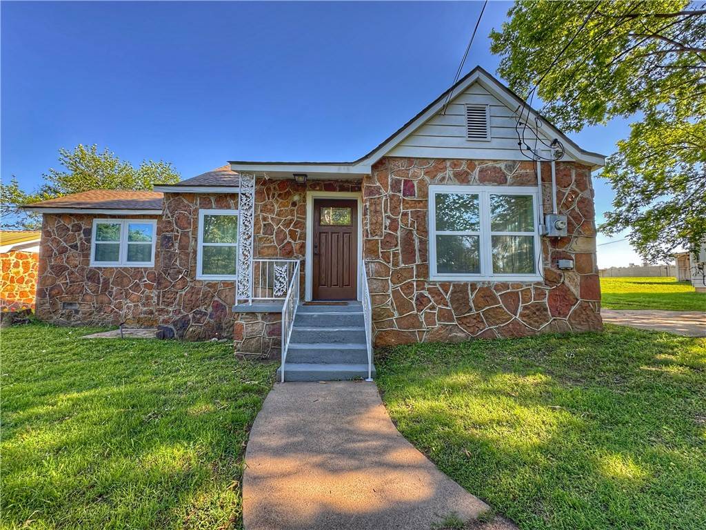 Ozark, AR 72949,1105 Gibson St