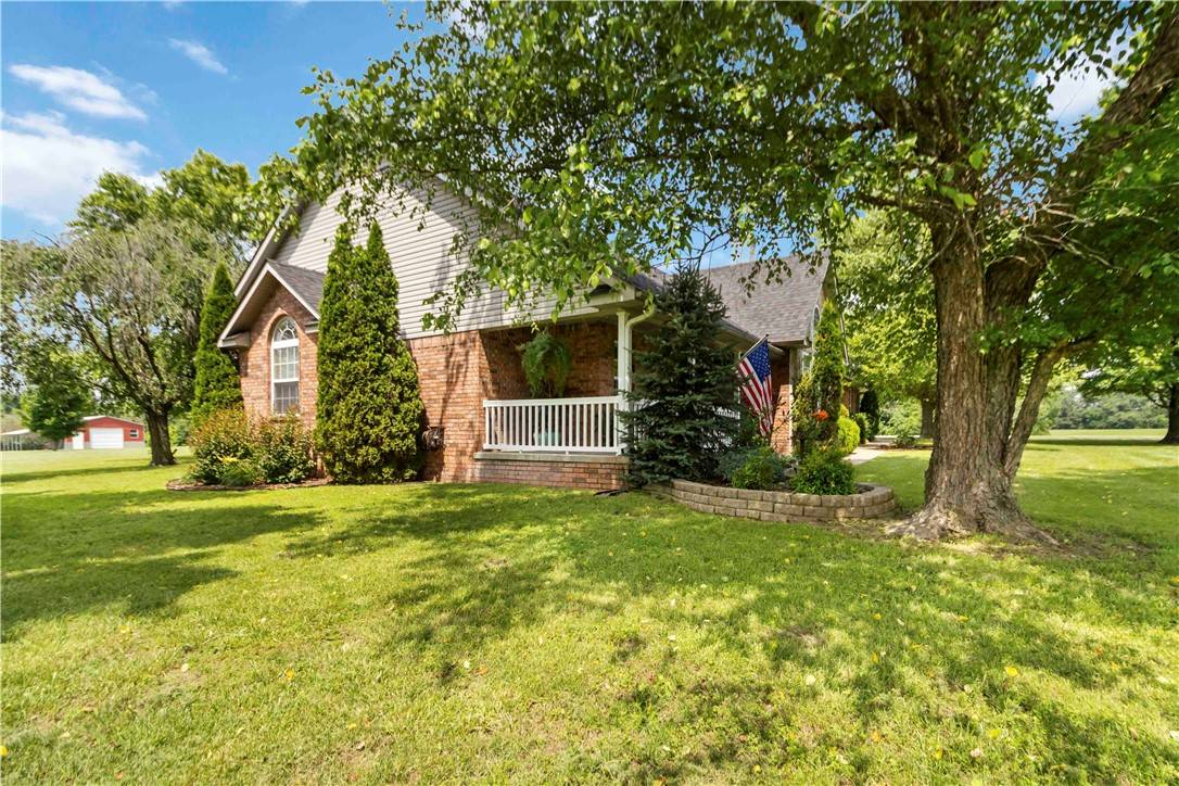 Siloam Springs, AR 72761,20821 River Ridge Dr