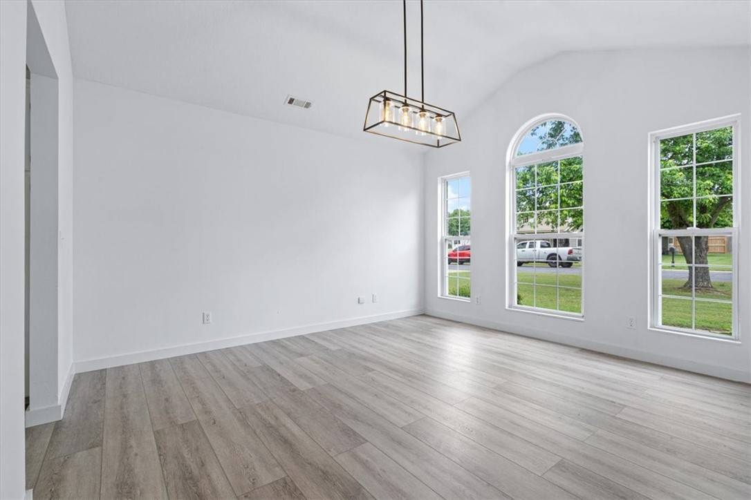 Centerton, AR 72719,119 Elm St