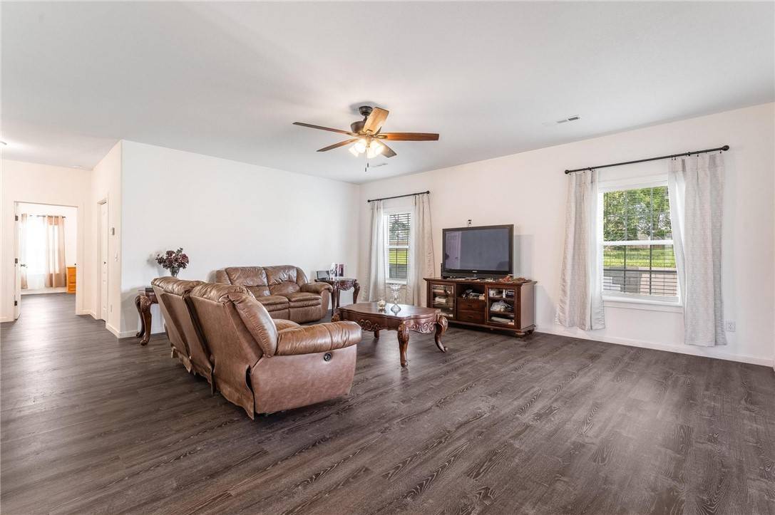 Rogers, AR 72756,1209 W Olive St