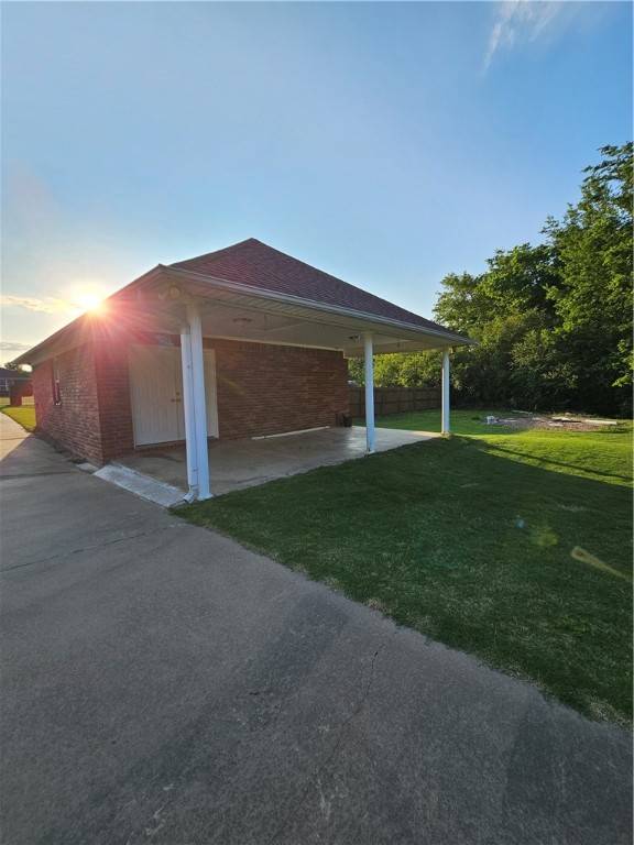 Russellville, AR 72802,212 Walleye Dr