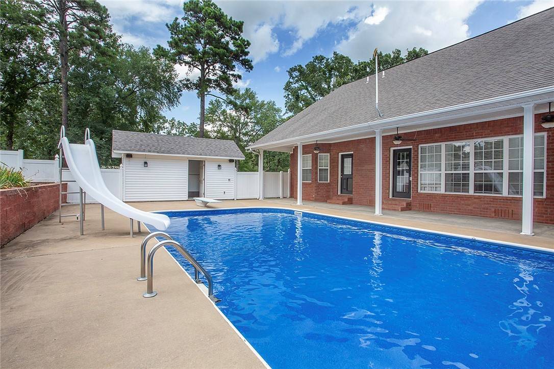 Russellville, AR 72802,189 Stream Rd