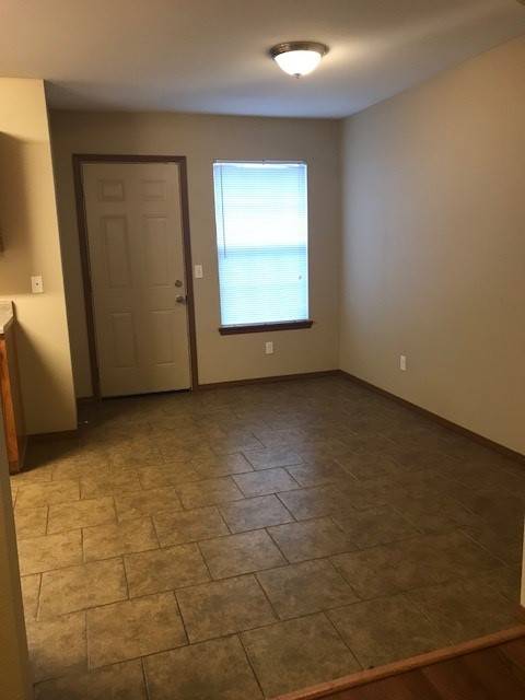Bentonville, AR 72712,4202 SW Chapelstone Ave #3