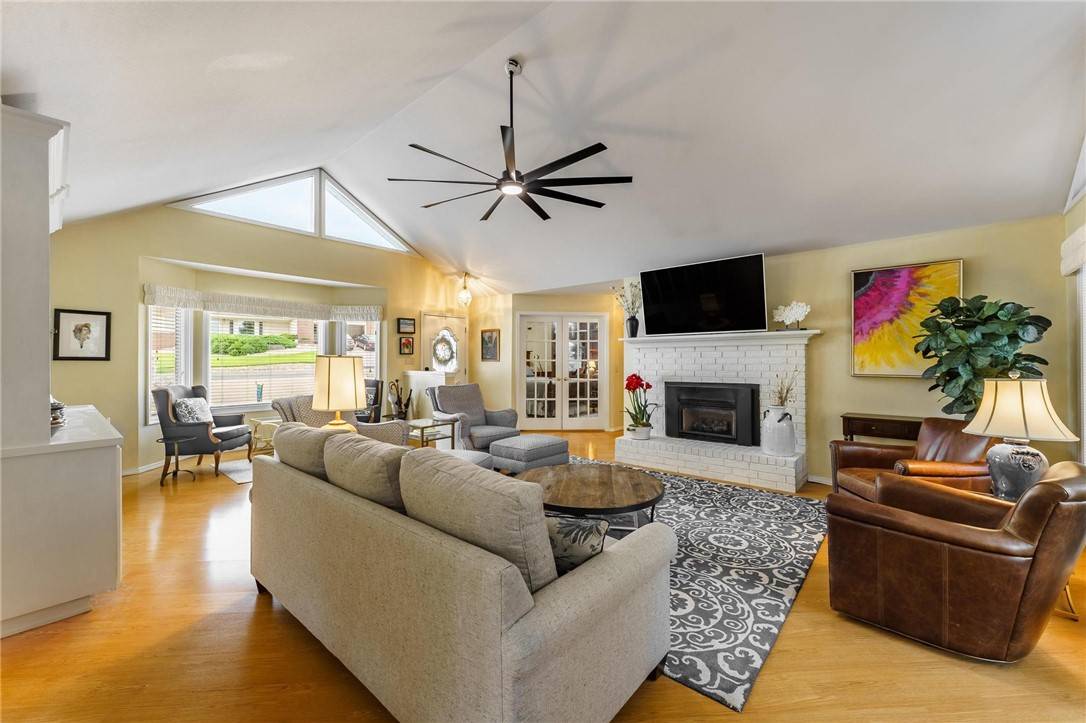 Bella Vista, AR 72715,4 Skelton Dr