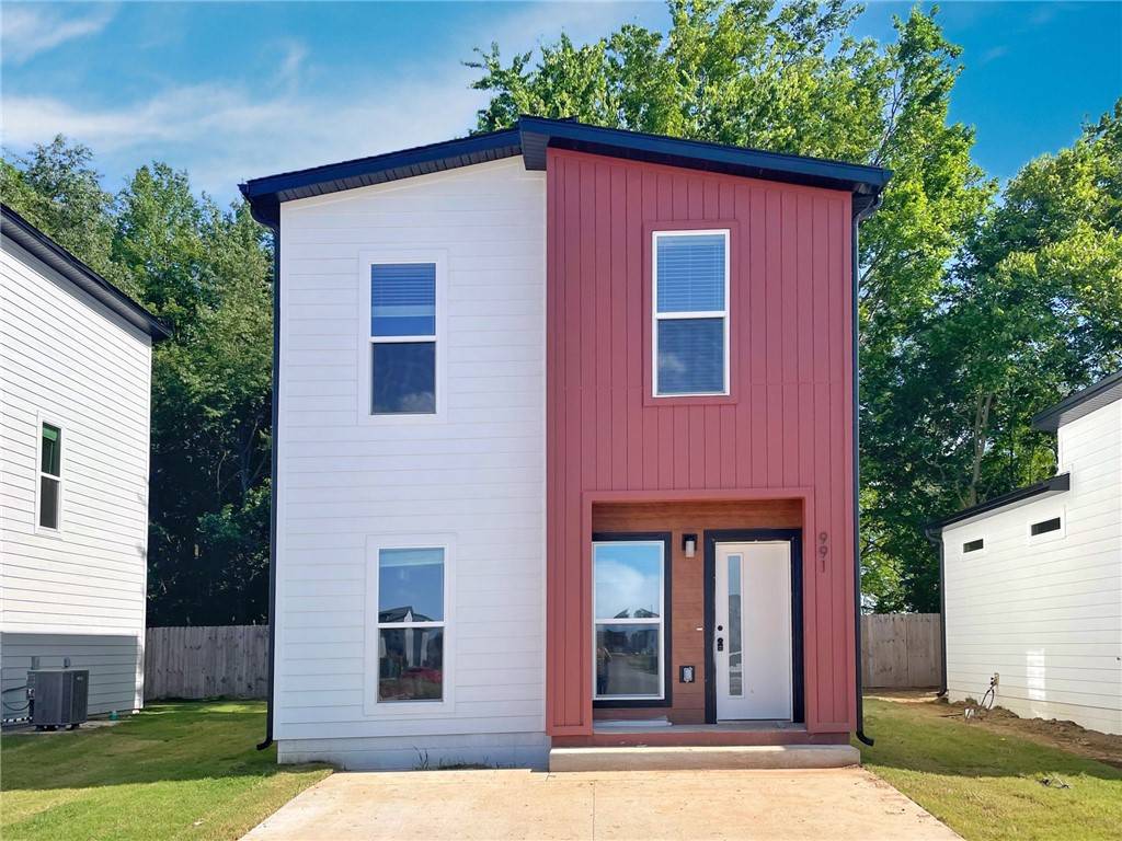 Bentonville, AR 72713,991 Reading Railroad Ln