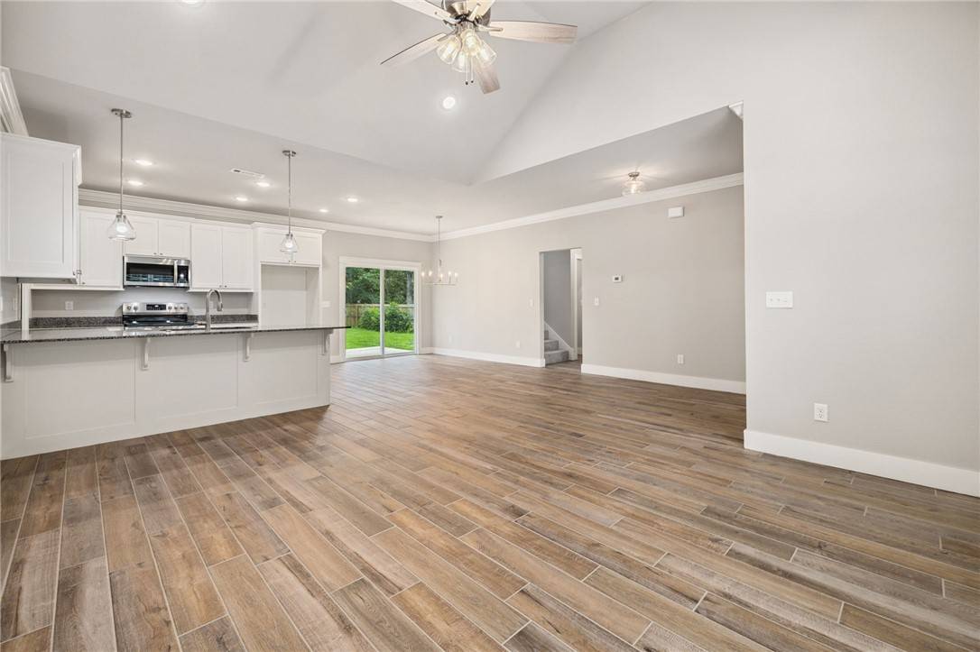 Bella Vista, AR 72715,20 Dirleton Dr