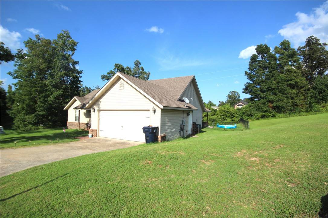 Rogers, AR 72756,10484 Kays Ln