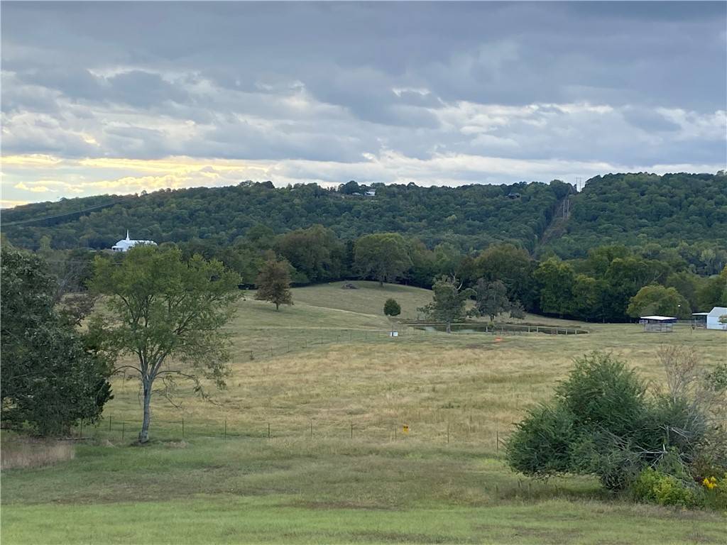 Russellville, AR 72802,610 Walthall Rd