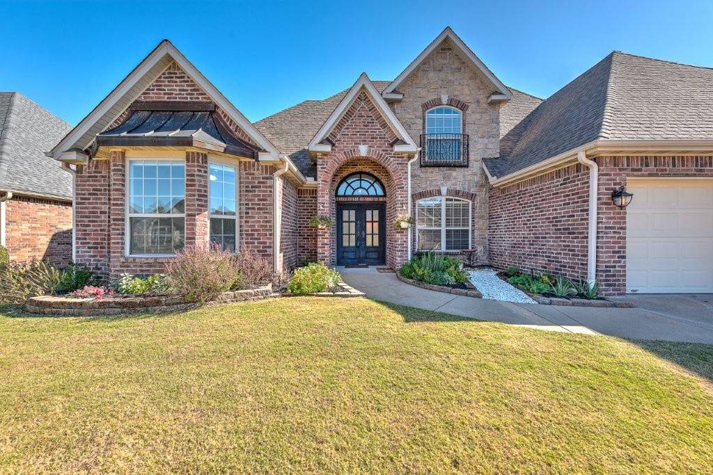 Bentonville, AR 72712,305 SE Fullerton St