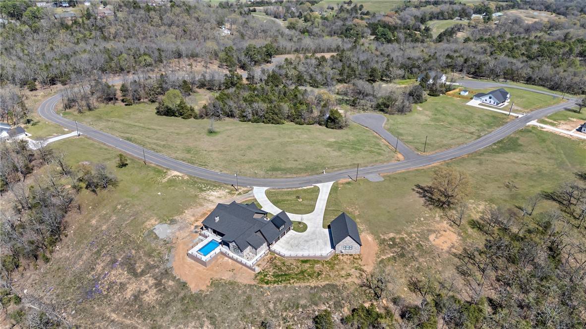 Russellville, AR 72802,530 Apple Ln