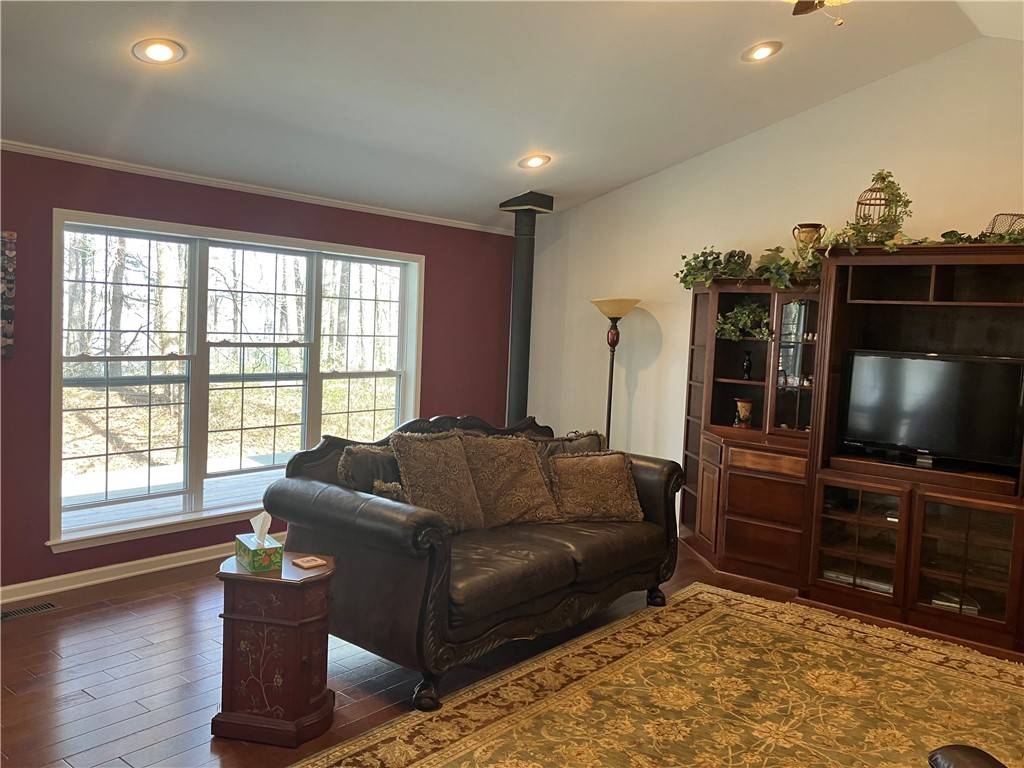 Dardanelle, AR 72834,10089 White Oak Ln