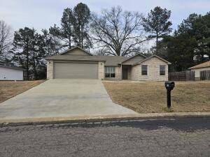 Dardanelle, AR 72834,404 Willow Oak Dr