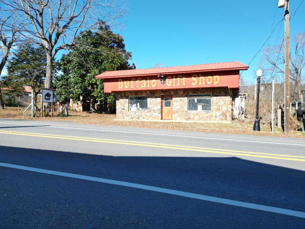 Jasper, AR 72641,211 Court St