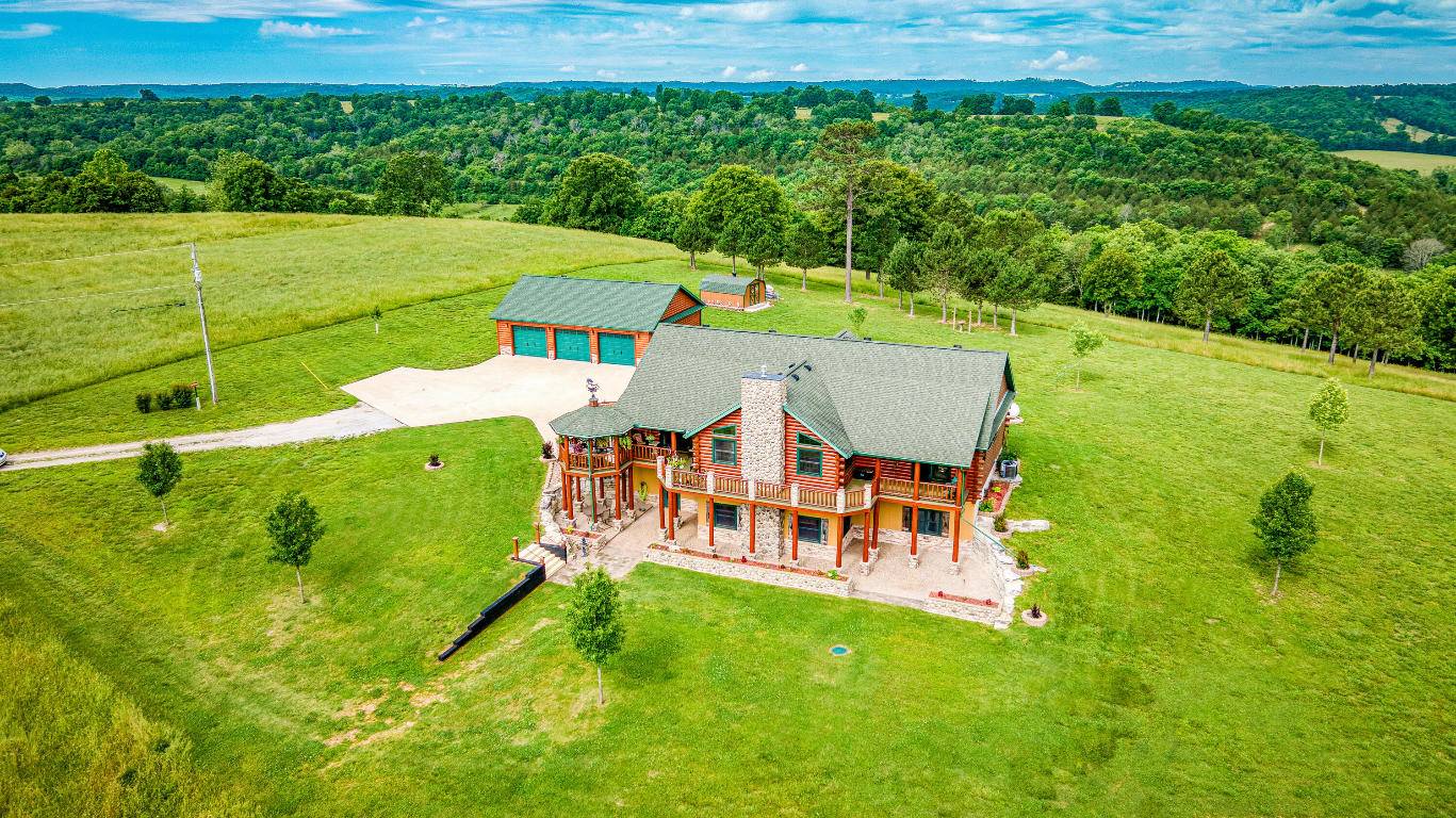 Lead Hill, AR 72644,15776 Cedar Grove Rd