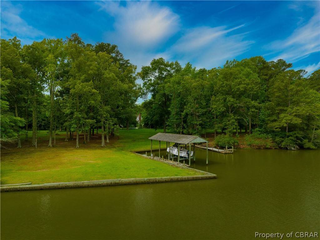 Mathews, VA 23109,567 Seaford LN