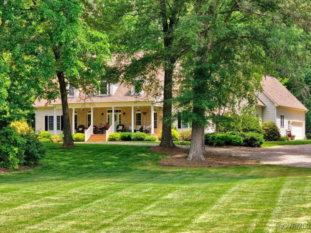Powhatan, VA 23139,3621 Branch Lake CT