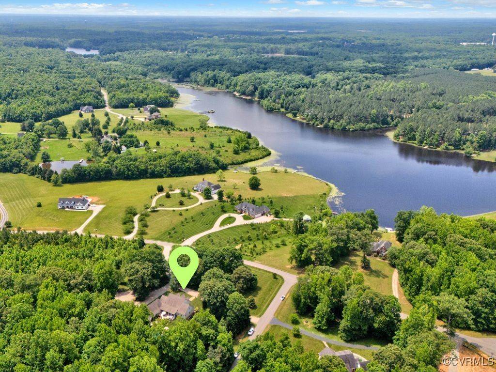 Powhatan, VA 23139,3621 Branch Lake CT