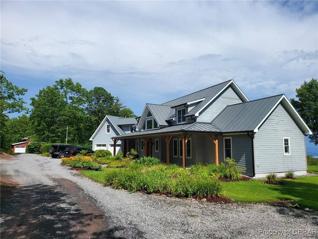 Hot Springs, VA 24445,419 Airport DR