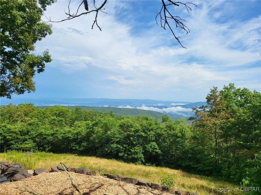 Hot Springs, VA 24445,419 Airport DR