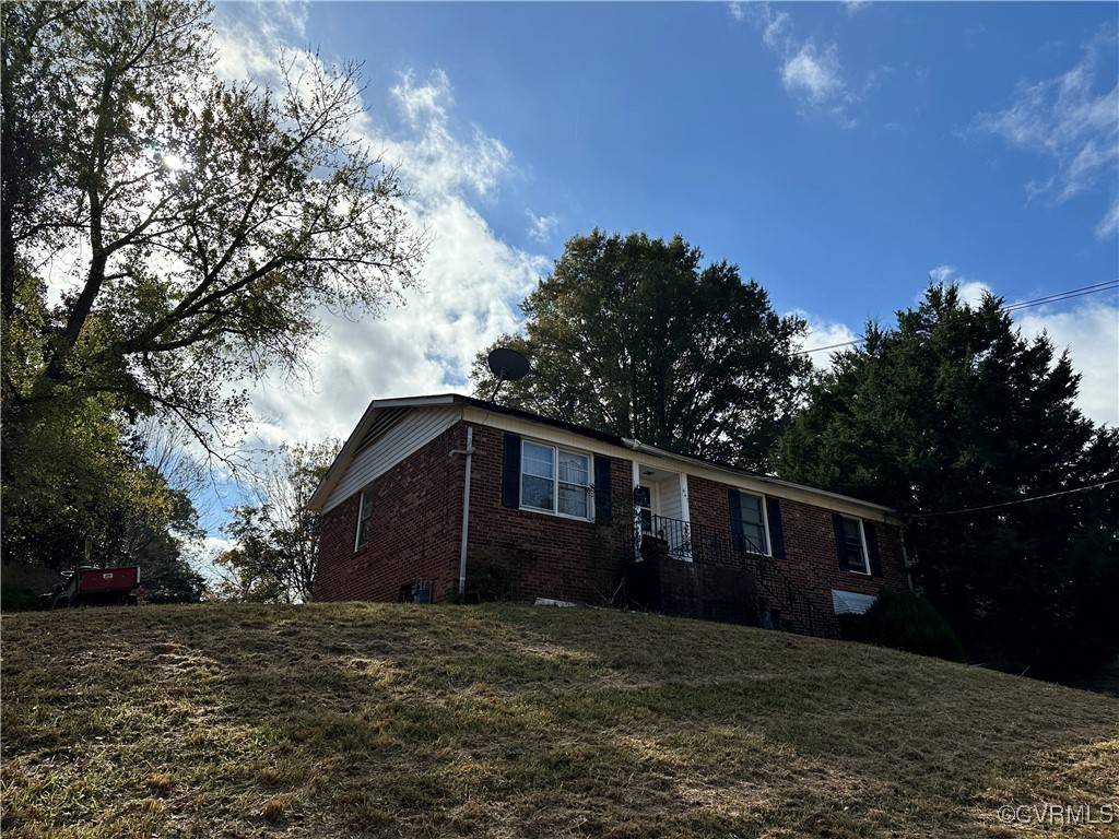 Danville, VA 24540,447 Greenwich CIR