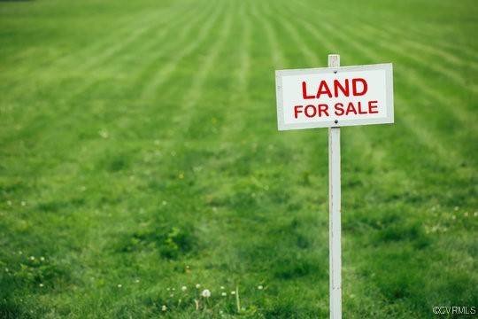Louisa, VA 23093,470 Price RD