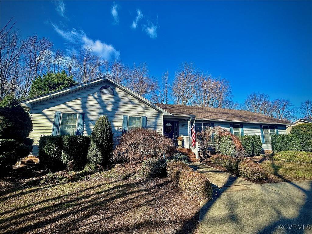 Tappahannock, VA 22560,1234 Old Creek Lake DR