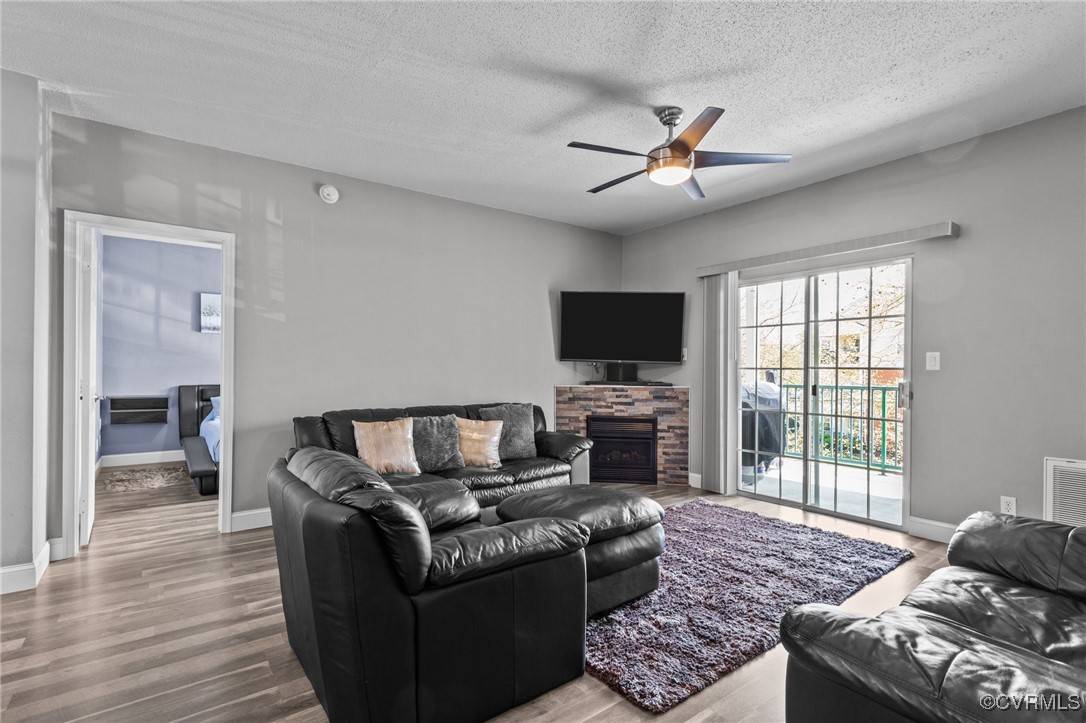 Glen Allen, VA 23059,9600 Links WAY #H