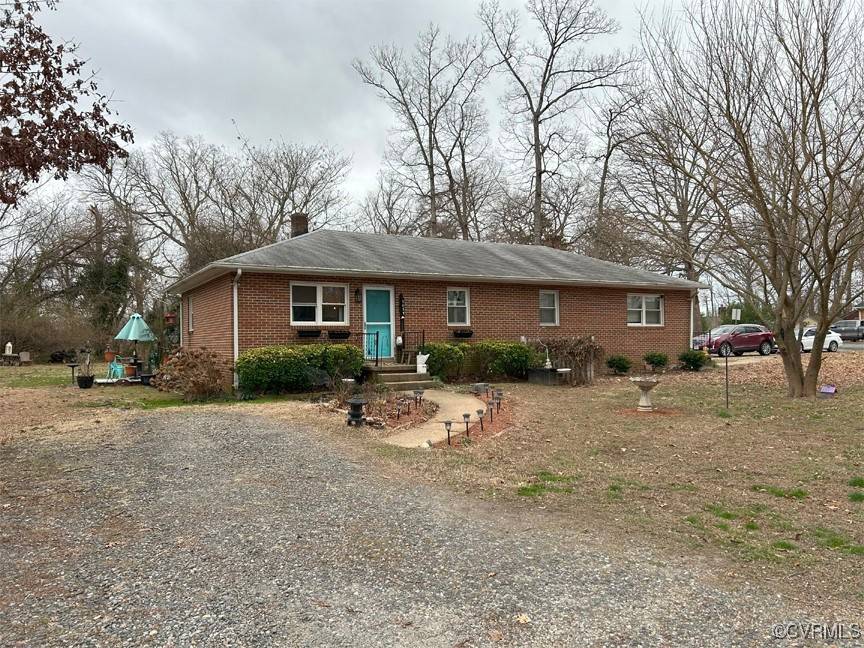 North Chesterfield, VA 23237,7825 Senate ST