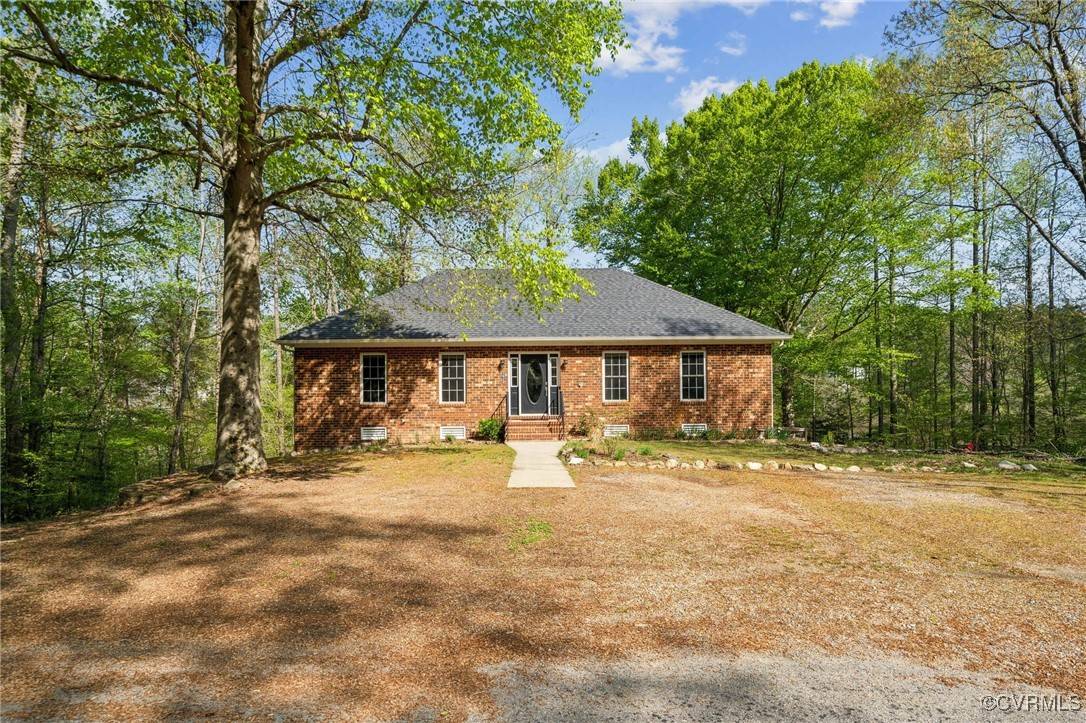 Quinton, VA 23141,7412 Shoreline DR