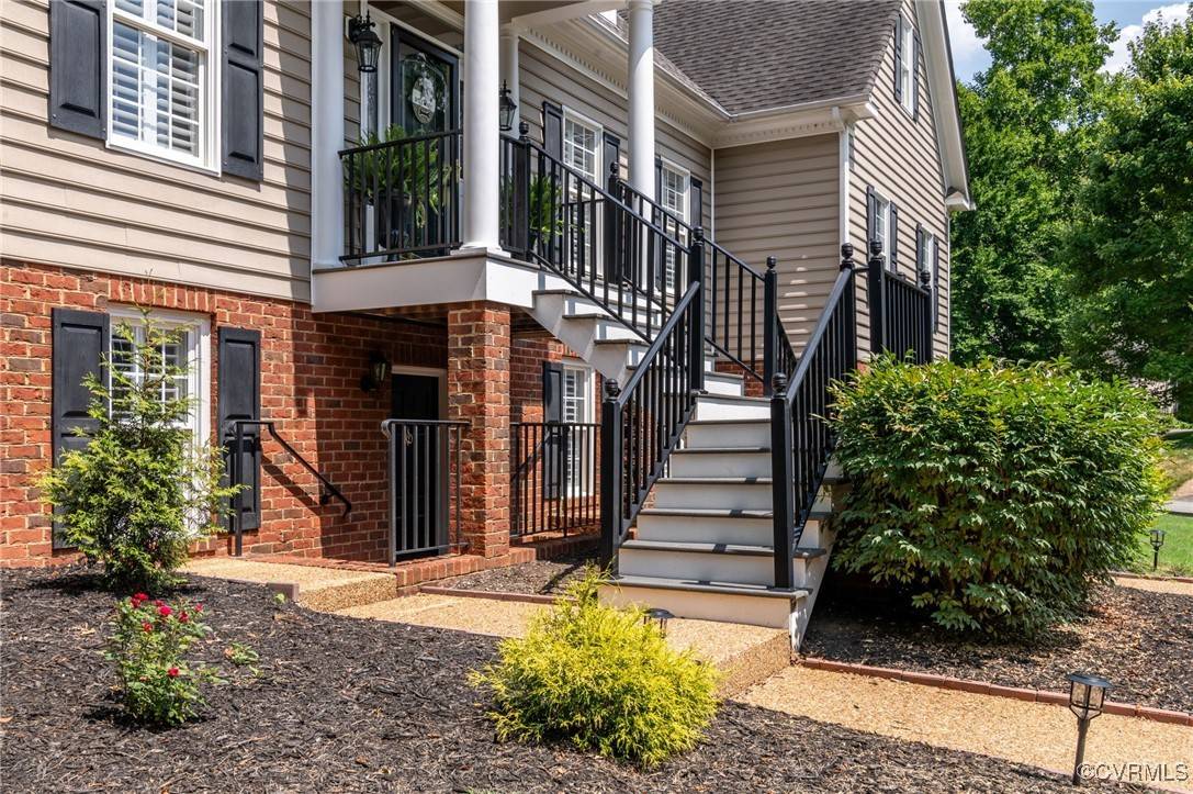 Manakin Sabot, VA 23103,615 Elm Creek CIR