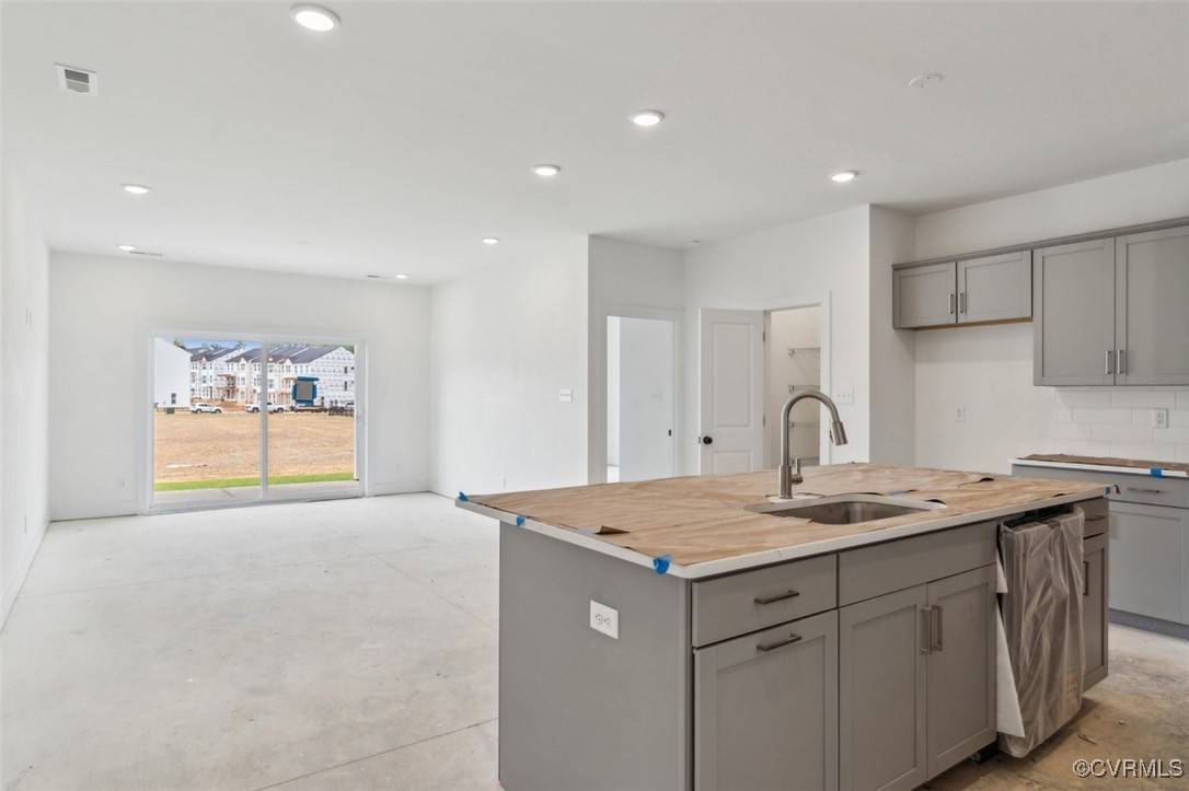 Midlothian, VA 23112,6824 Oasis Breeze LN