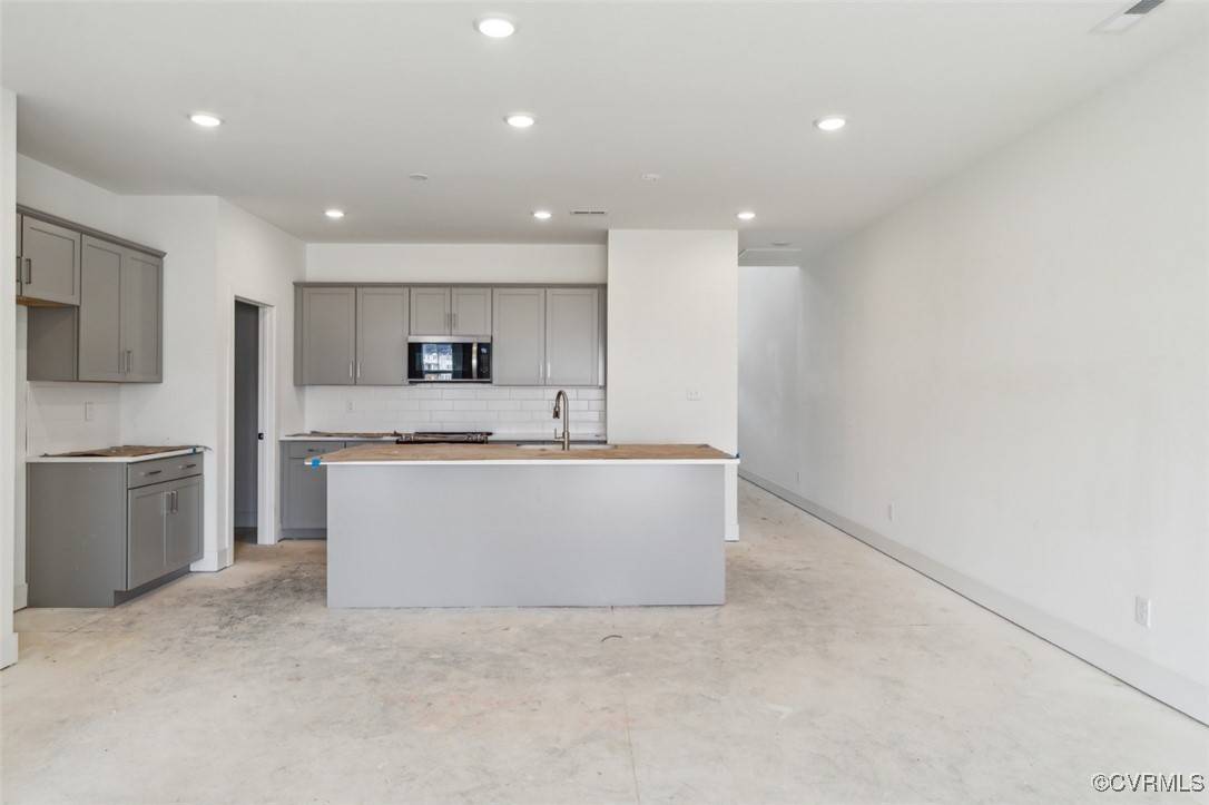 Midlothian, VA 23112,6824 Oasis Breeze LN