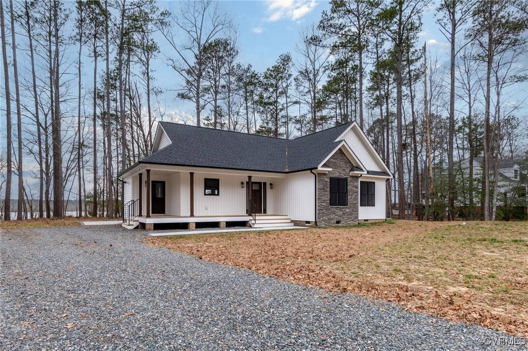 King & Queen, VA 23085,526 River Bluff LN