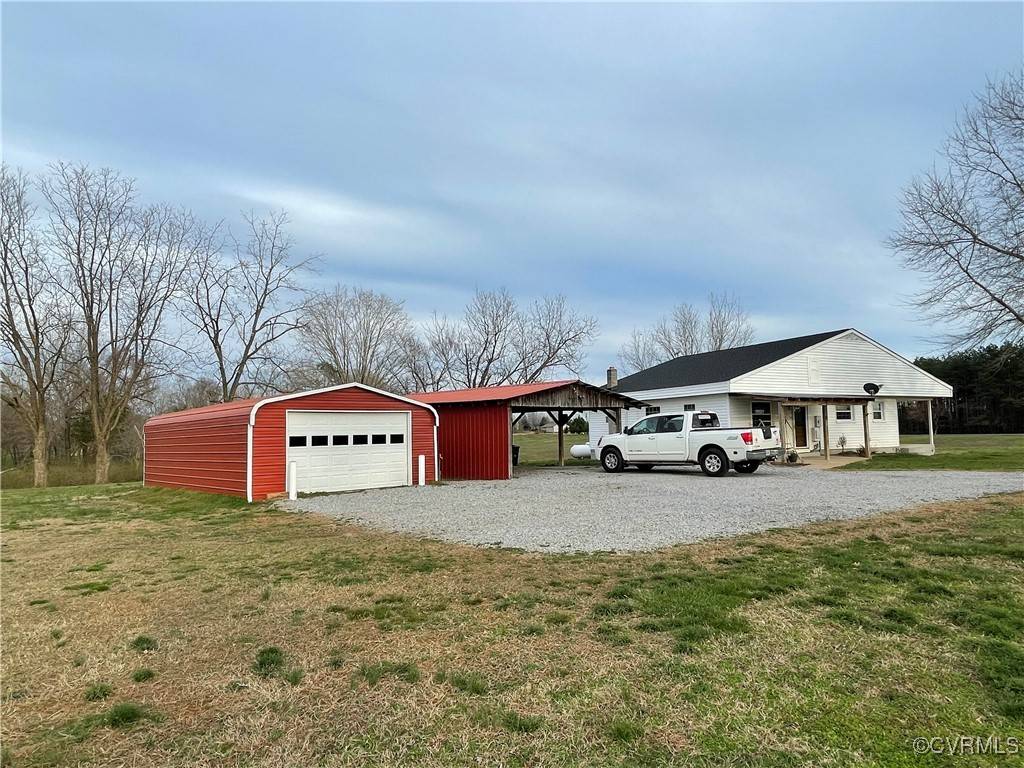 Amelia, VA 23002,12900 Little Patrick RD