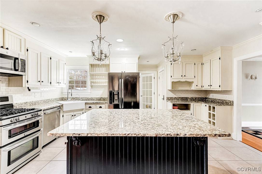 Chester, VA 23831,6953 Fieldwood RD