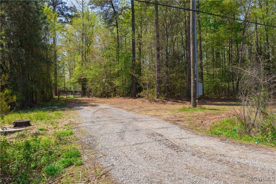 Quinton, VA 23141,100 Pocahontas TRL