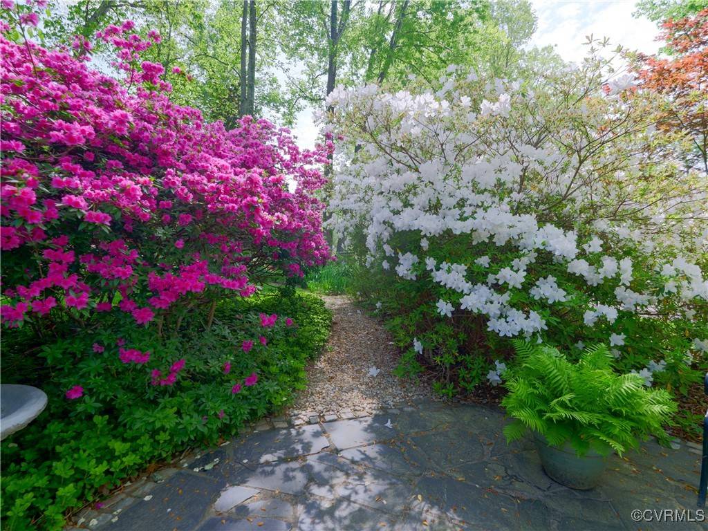 Chesterfield, VA 23236,121 Avebury DR