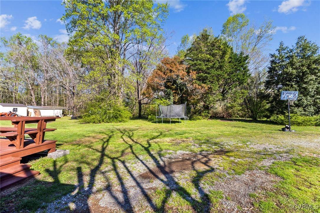 Weems, VA 22576,42 Jones DR