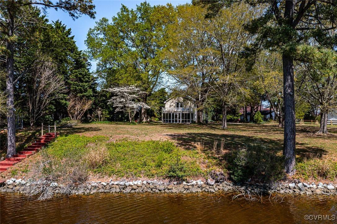 Reedville, VA 22539,655 Sweet Hall DR
