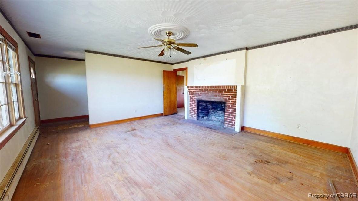 West Point, VA 23181,893 Pear Tree AVE
