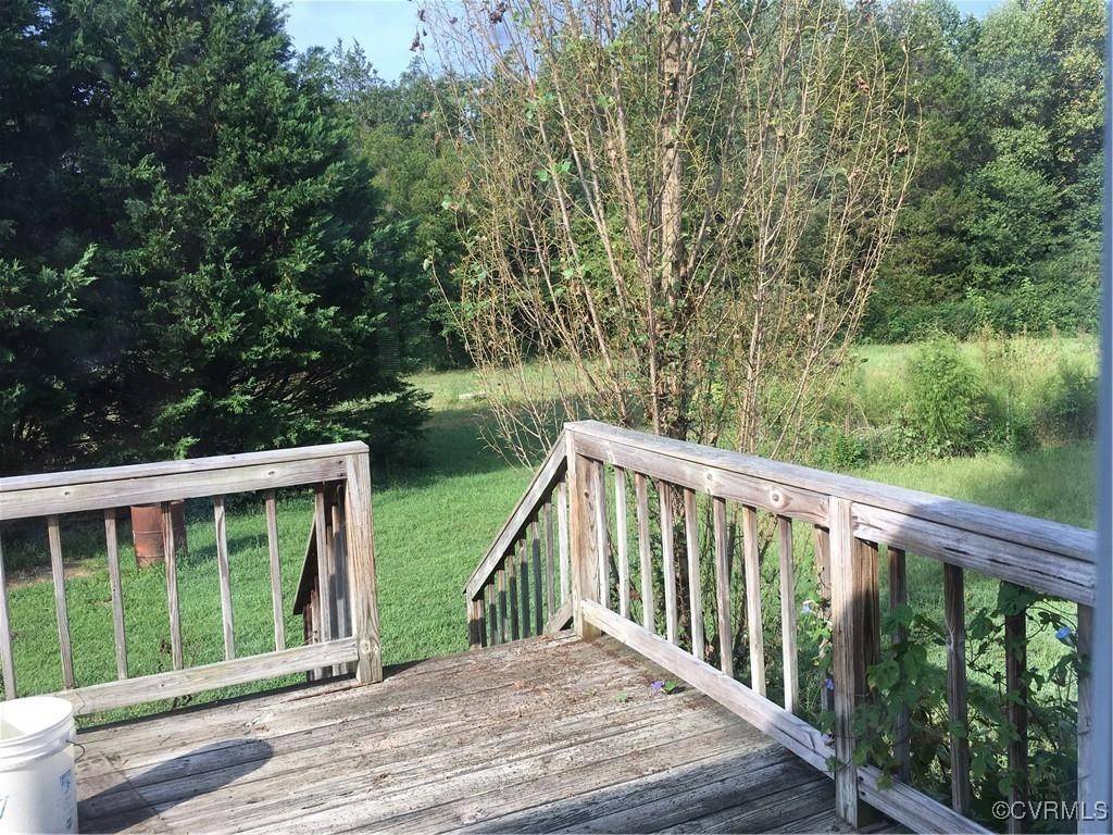 Doswell, VA 23047,12232 Darbys RD