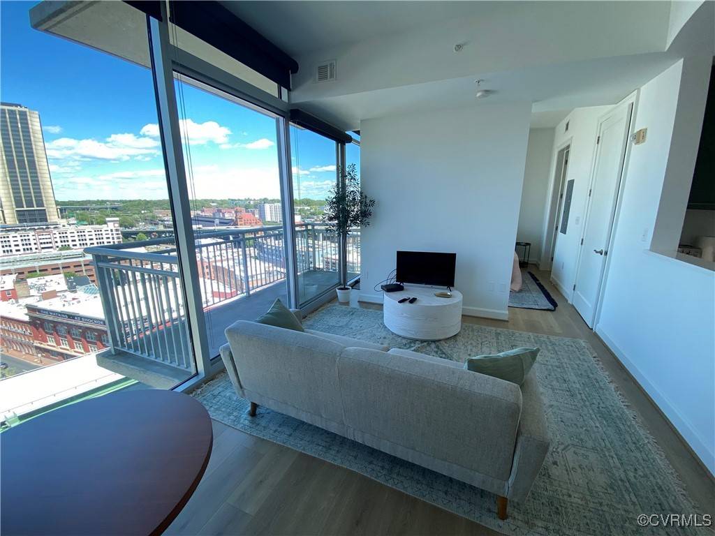 Richmond, VA 23221,301 Virginia ST #1511