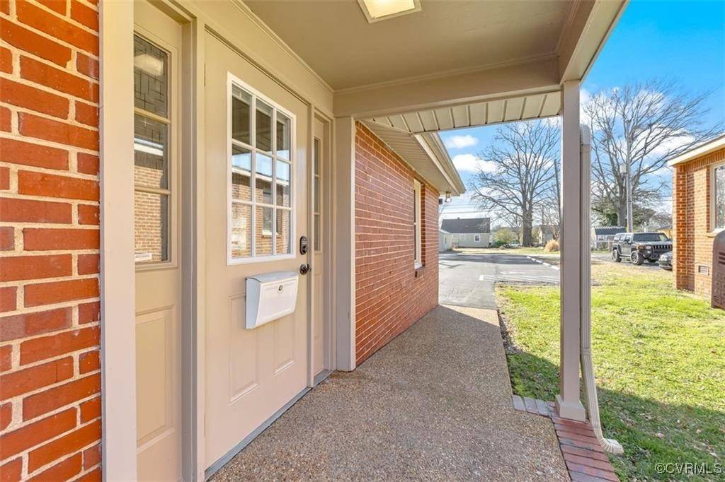 Hopewell, VA 23860,206 N 2nd AVE